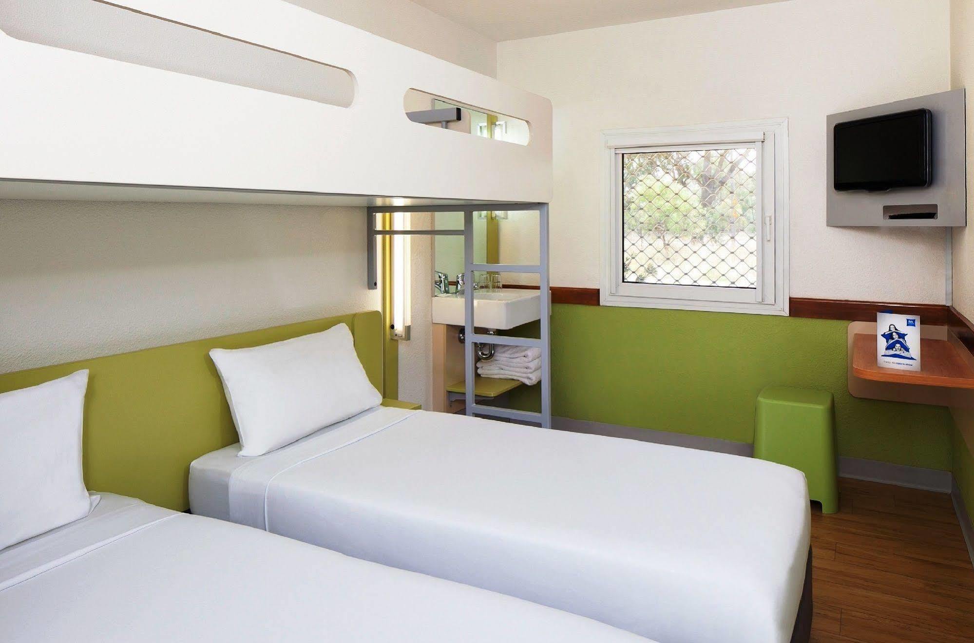 Ibis Budget Saint-Maurice Luaran gambar